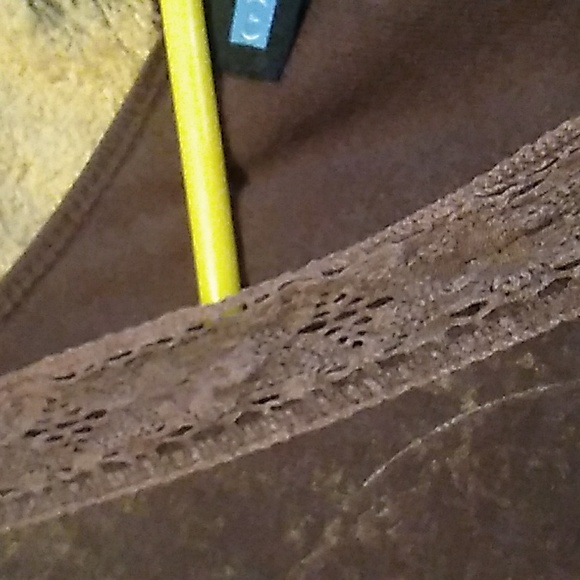 ⚜️ V-neck 3/4 Sleeve T-shirt Brown & Roses 🌹 Lg - Picture 8 of 12